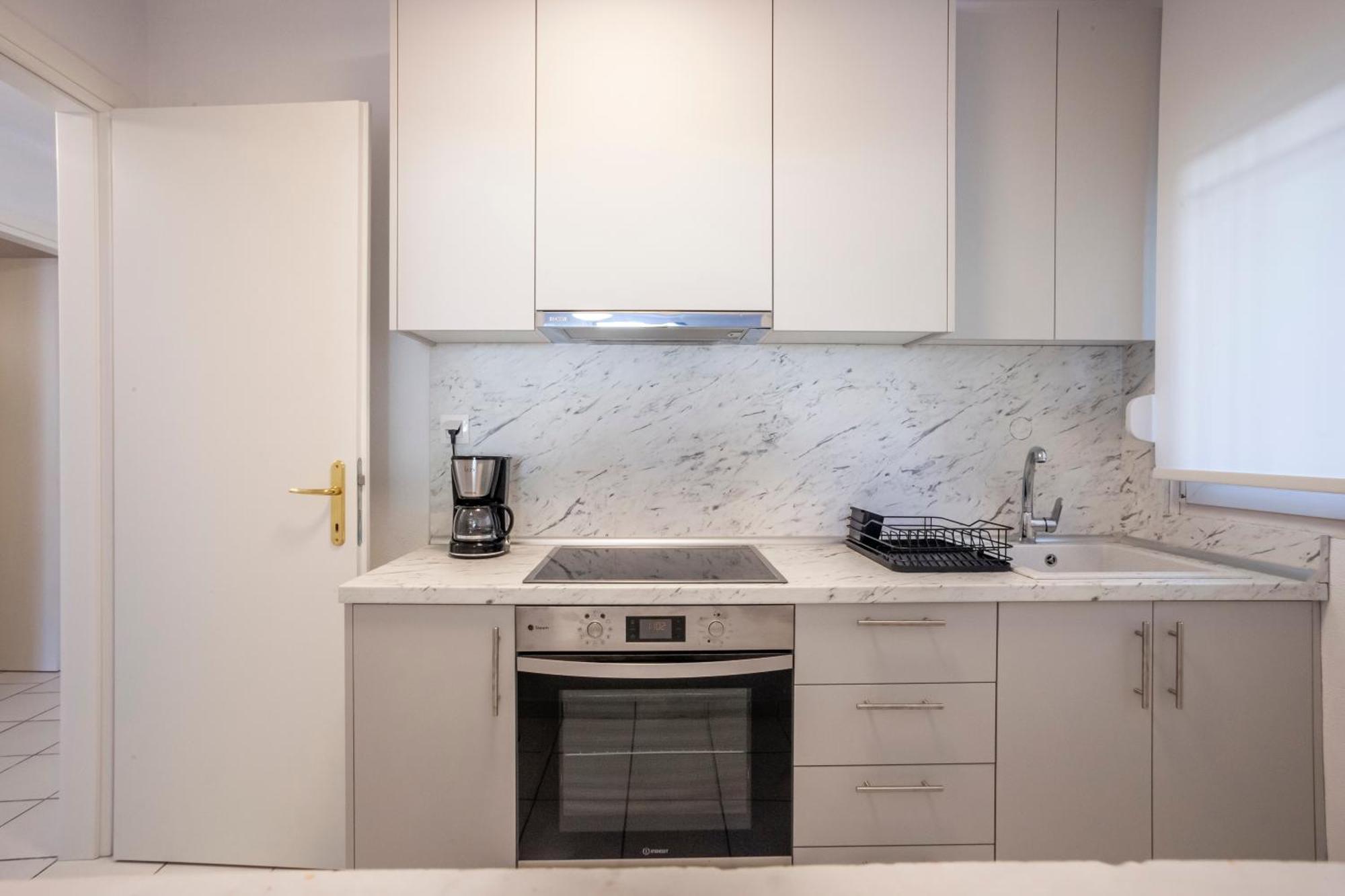 Aris Luxury Apartments Пефкохорі Екстер'єр фото