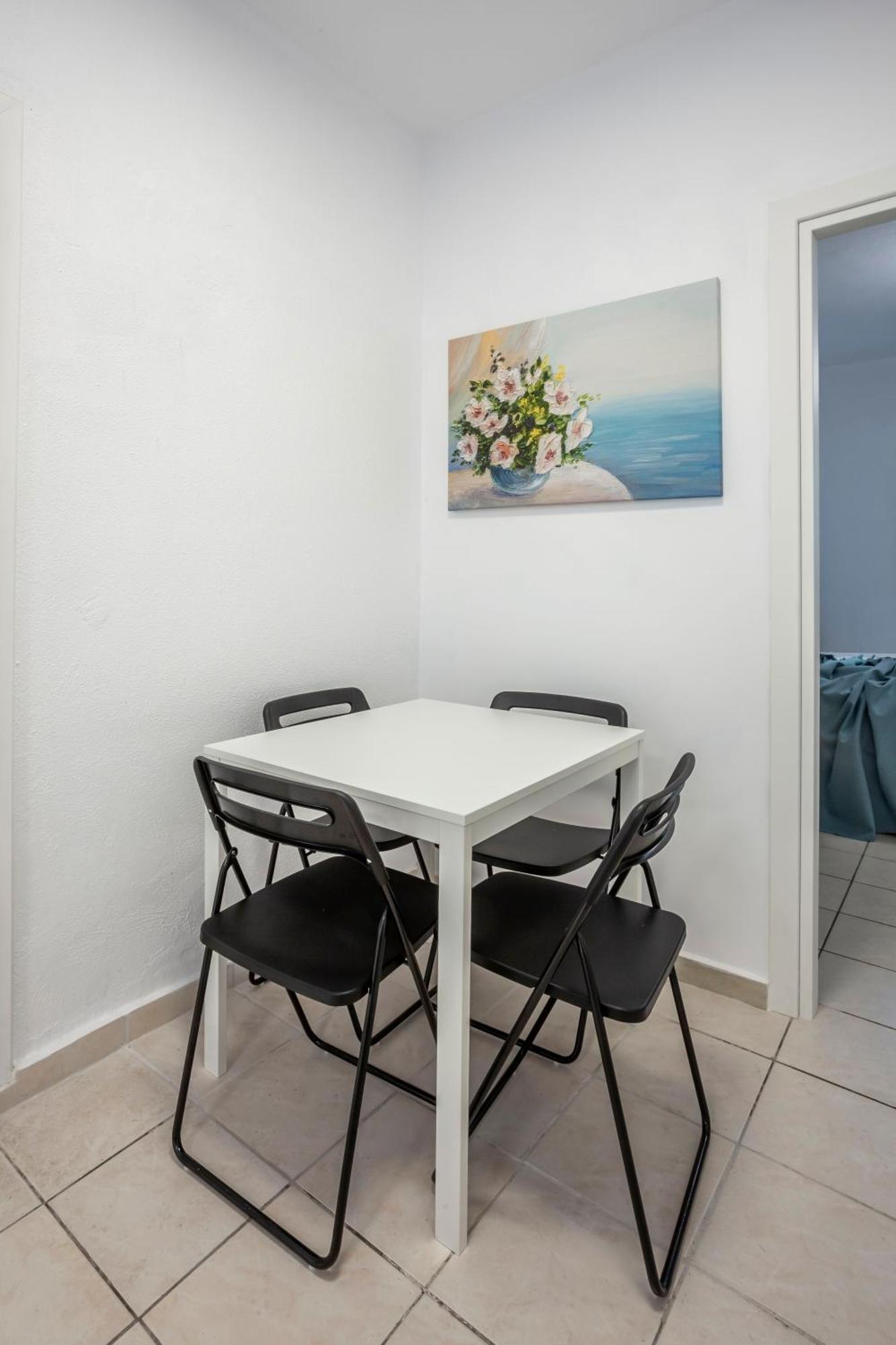 Aris Luxury Apartments Пефкохорі Екстер'єр фото