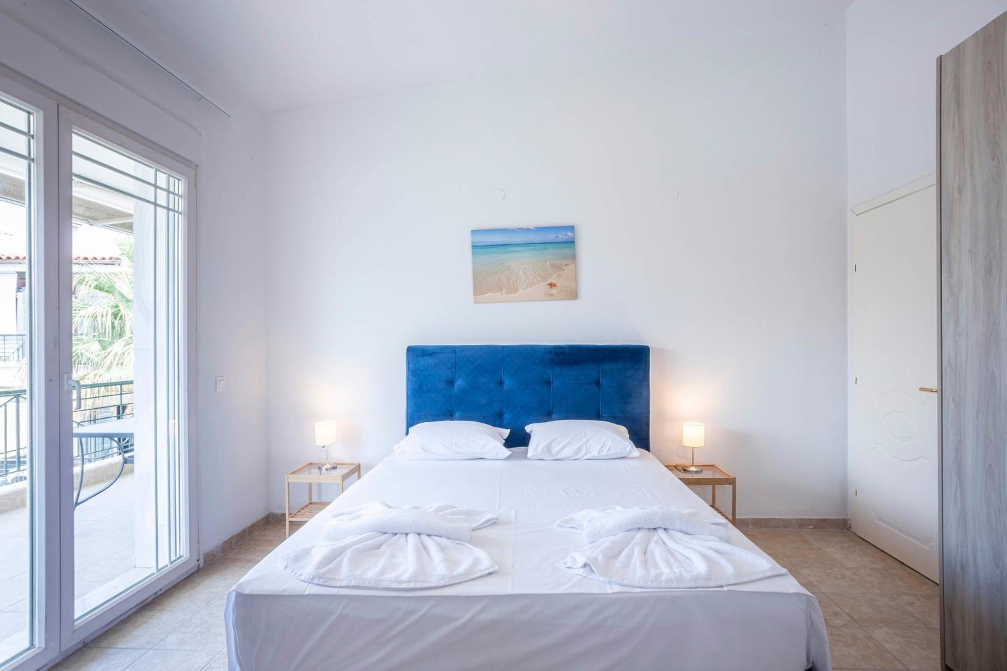 Aris Luxury Apartments Пефкохорі Екстер'єр фото