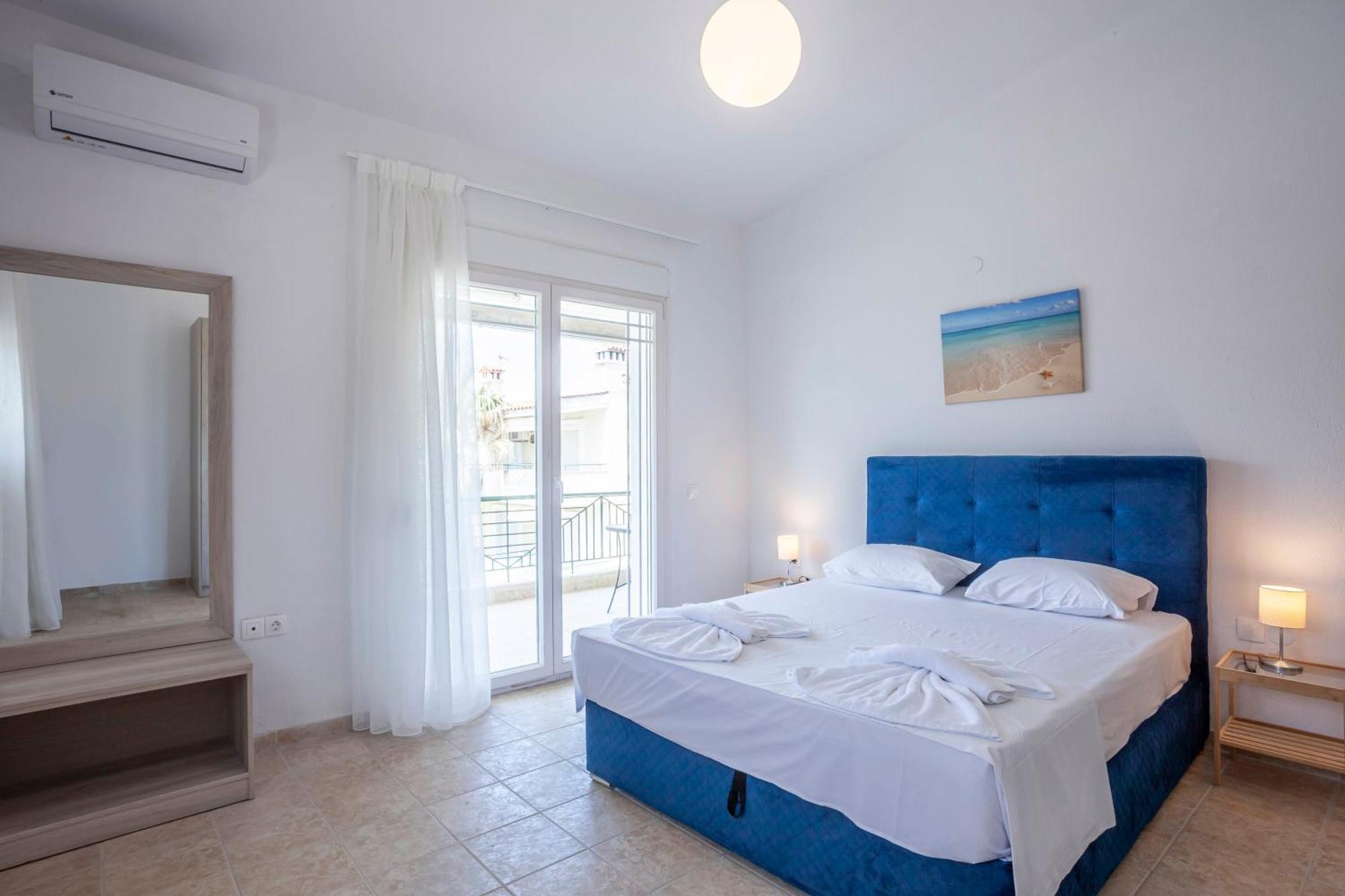 Aris Luxury Apartments Пефкохорі Екстер'єр фото